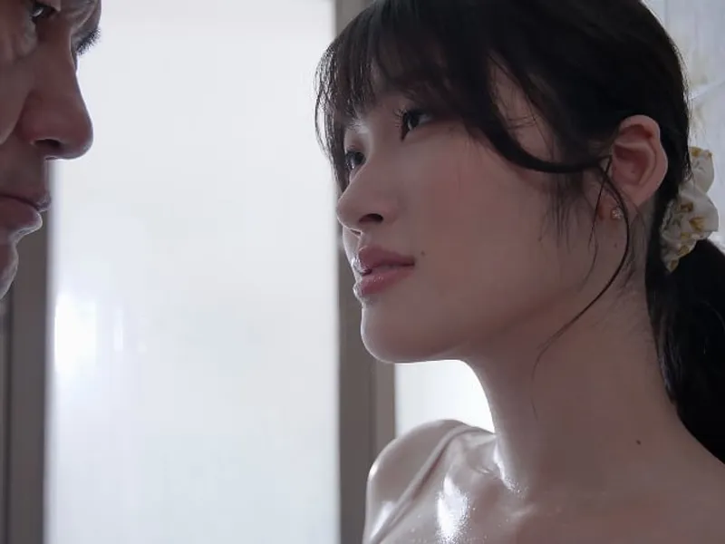 ông xã bỏ bê, bà xã được ông chú giúp thỏa mãn cơn dâm đãng lồn